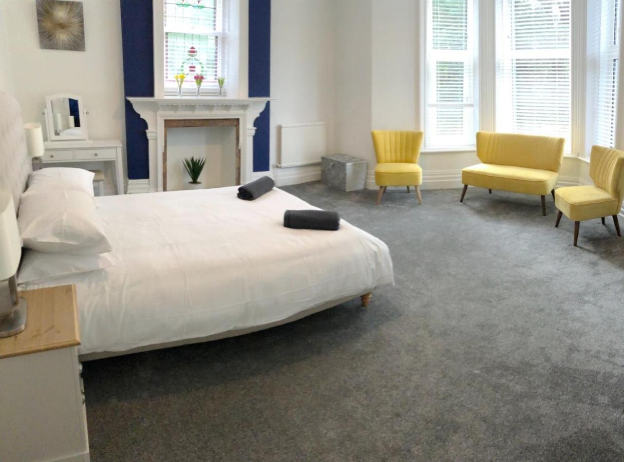 Summer Breeze. 3-Bed Apartment Close To The Beach Bournemouth Kültér fotó
