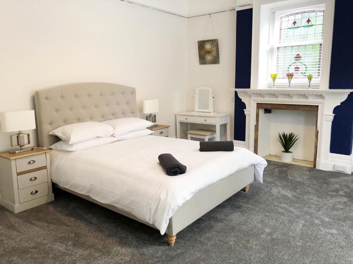 Summer Breeze. 3-Bed Apartment Close To The Beach Bournemouth Kültér fotó
